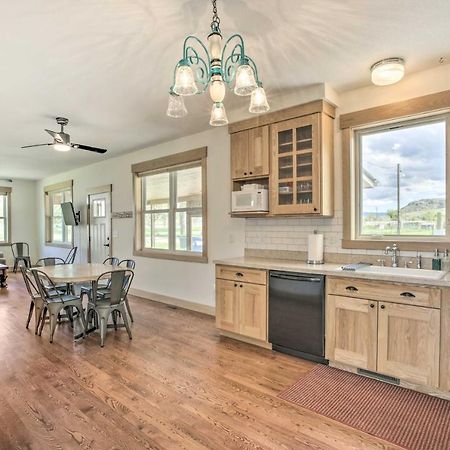 Idyllic Gem Screened Porch, Half Mi To River! Thermopolis Exterior photo