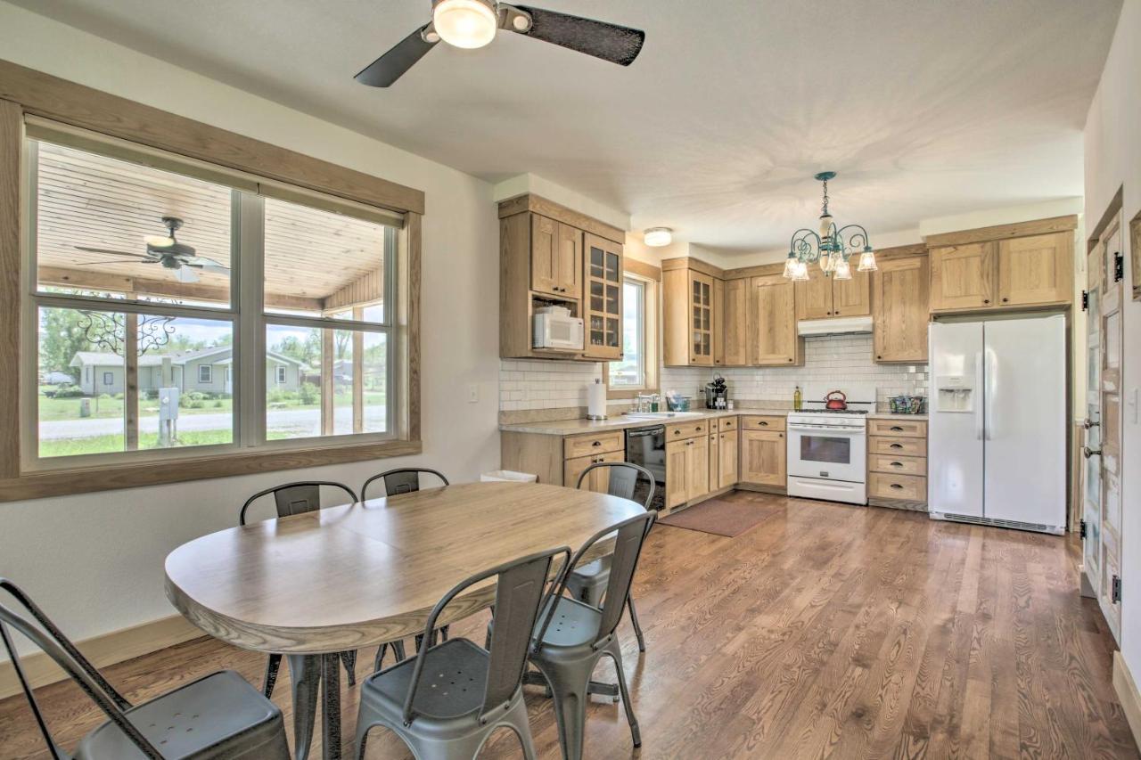 Idyllic Gem Screened Porch, Half Mi To River! Thermopolis Exterior photo