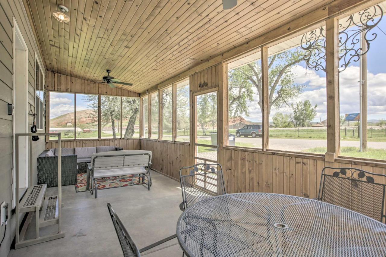 Idyllic Gem Screened Porch, Half Mi To River! Thermopolis Exterior photo